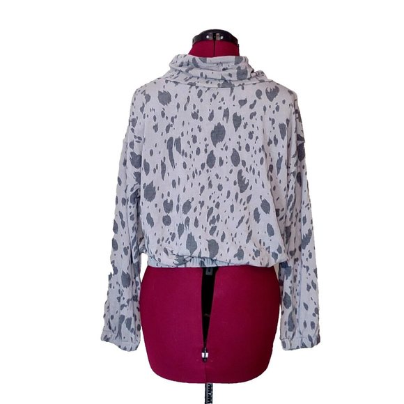 Lush Womens Top Size Medium Animal Print Funnel Cowl Mock Neck Crop Draw… - Picture 2 of 11